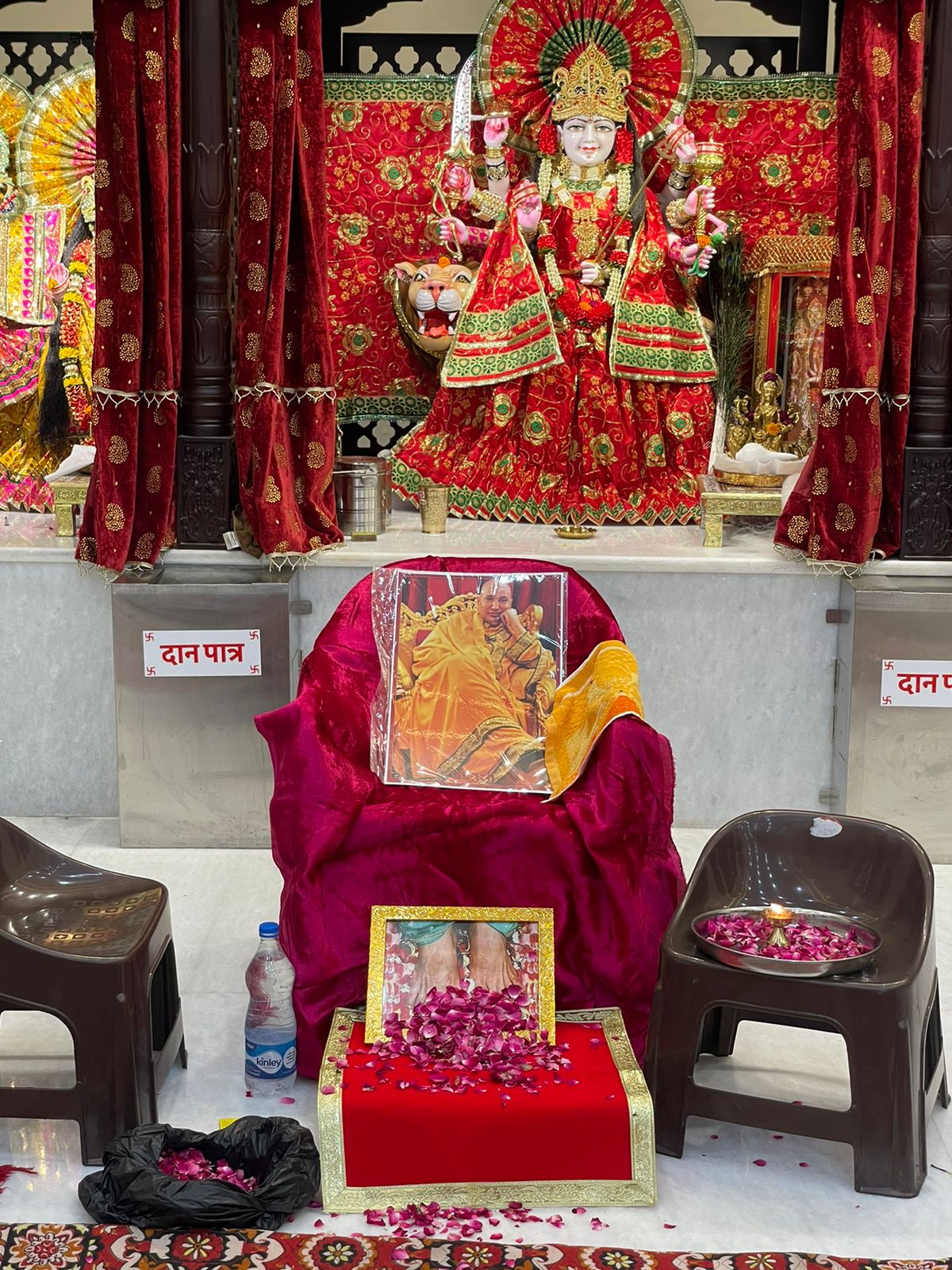 Bhajan Kirtan by Mahila Mandal (03-05-2022)